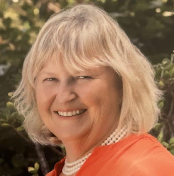 Robyn Cadwallader