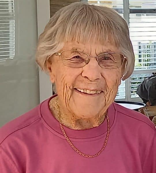 Marilyn Wallace